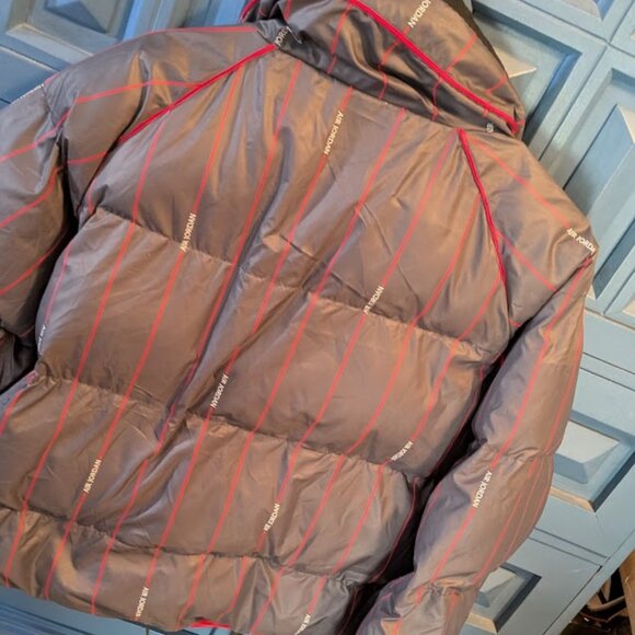 J29 JORDAN Flight Puffer Jacket - Picture 8 of 9